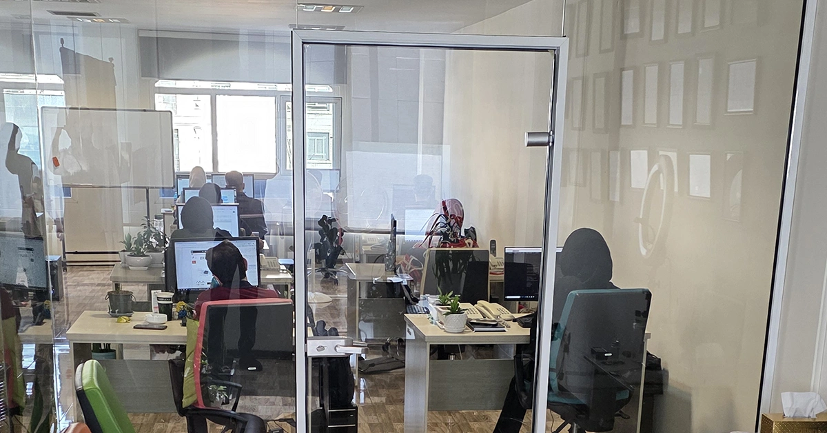 گوگل آلرت (Google Alerts) چیست و چه کاربردهایی در حوزه دیجیتال مارکتینگ دارد