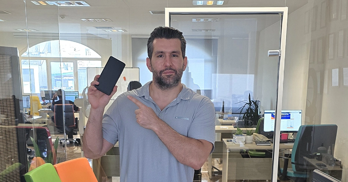 طراحی وب سایت با گوشی موبایل